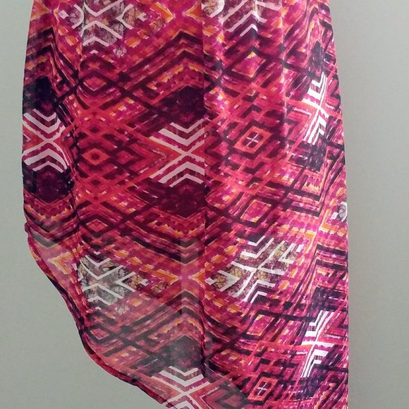 Women's Beachy Summer Skirt Asymmetrical Light Flowy Geo Pattern Size Small - Picture 2 of 5